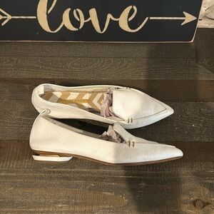 White Nicholas Kirkwood  leather flats
